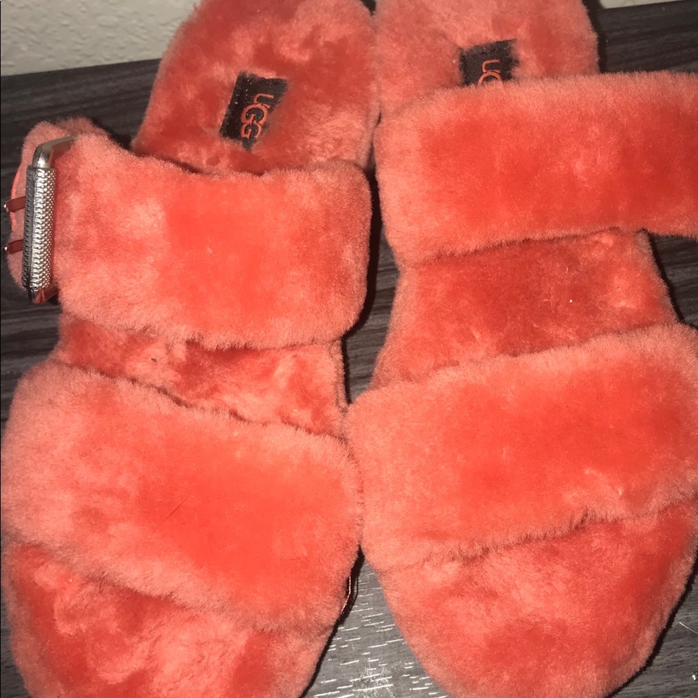 Ugg slides